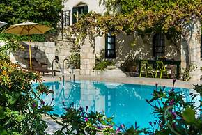 Dream 2 -traditional House With Pool To Share
