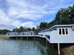 The Lake Khao Yai