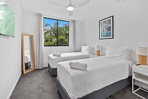 Swell Apartments - by Burleigh Letting