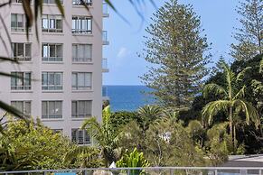 Swell Apartments - by Burleigh Letting