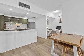 Swell Apartments - by Burleigh Letting