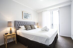 Swell Apartments - by Burleigh Letting