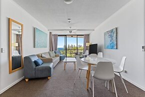 Swell Apartments - by Burleigh Letting