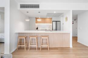 Swell Apartments - by Burleigh Letting
