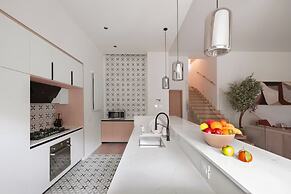 Vesta - Luxury APT - 3BR - La Mirada