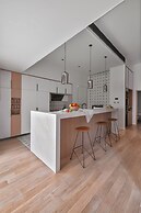 Vesta - Luxury APT - 3BR - La Mirada