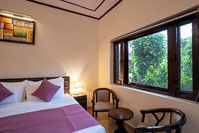 CORBETT D RESORT