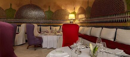 Soundouss Hotel