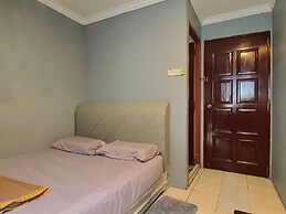 Hotel O Hoover Room