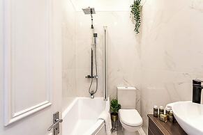 Stylish Apartment In Leafy Richmond