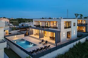 Villa Roko Nin