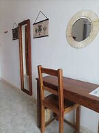 Zanzicrown Hotel