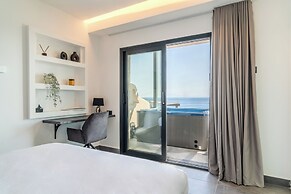 Olive Green Studios and Apartments