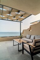 Olive Green Studios and Apartments