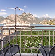 Lake Hotel Ifigenia