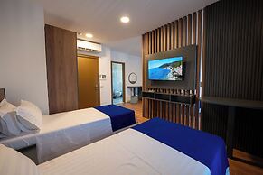 Acros Resort