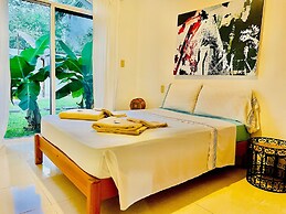 38 Pax 4 Connected Pool Villas