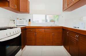 11 Pax Comfort Pool Villa