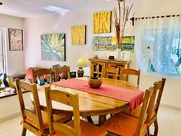 11 Pax Comfort Pool Villa