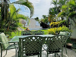 8 Pax Basic Pool Villa