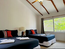 8 Pax Basic Pool Villa