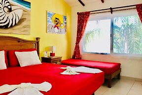22 Pax 2 Connected Pool Villas