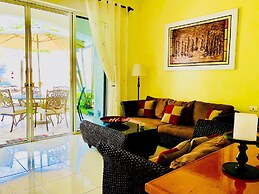 19 Pax 2 Connected Pool Villas