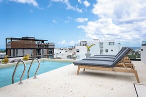 Kumaru Suite by BVR