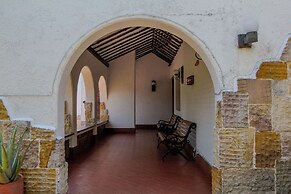 Hotel Chalet El Castillo by Majuva