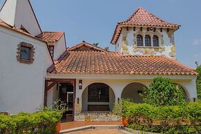 Hotel Chalet El Castillo by Majuva
