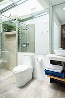 Hotel Chalet El Castillo by Majuva