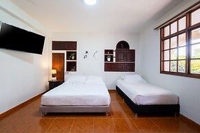 Hotel Chalet El Castillo by Majuva