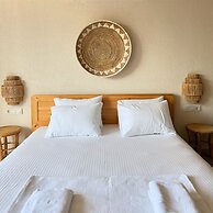 Rue Rooms