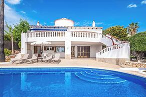 Villa Delfin