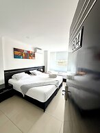 HOTEL SIX AVENUE