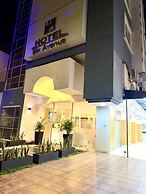 HOTEL SIX AVENUE