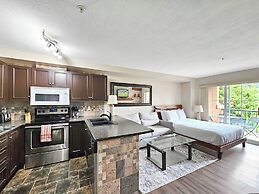 Borgata Lodge