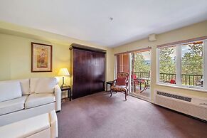 Borgata Lodge