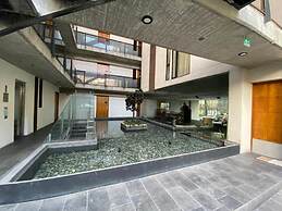 Del Parque Suites