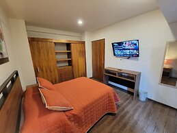Del Parque Suites