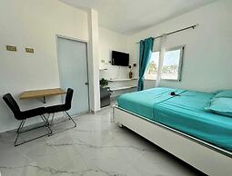 Mariposa Apartments
