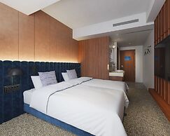 THE MARK GRAND HOTEL