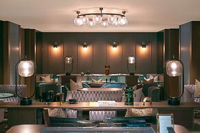 THE MARK GRAND HOTEL
