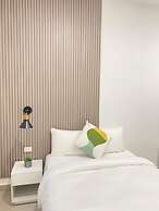 Hotel H4