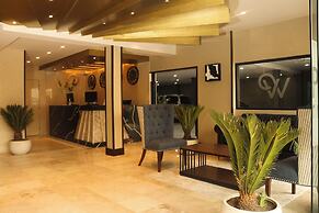 Hotel West Plaza