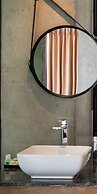 Royal Palace Suites Phnom Penh by Soben