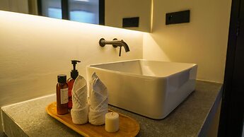 The Menuai Bali Villas Canggu