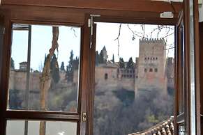 SUITE COMARES