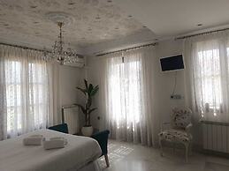 SUITE COMARES