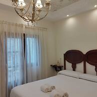 SUITE COMARES